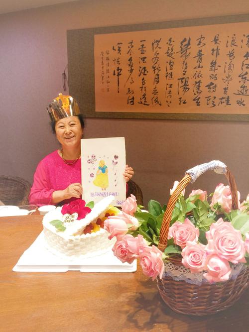 59岁女神生日鲜花的寓意（女人59岁生日）-第8张图片-花花知道网