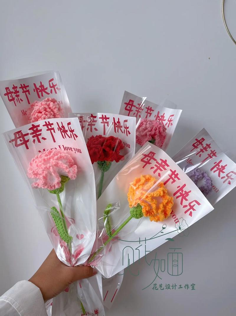 7束康乃馨3朵鲜花寓意（康乃馨送3朵）-第4张图片-花花知道网